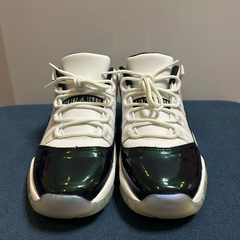 Jordan 11 Retro Low Iridescent (GS) - Picture 4 of 13